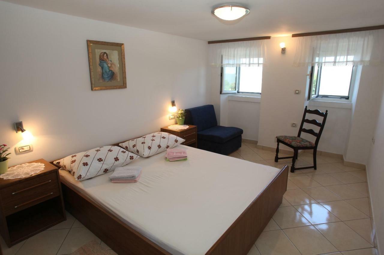 Accommodation Lily Vrana  Oda fotoğraf