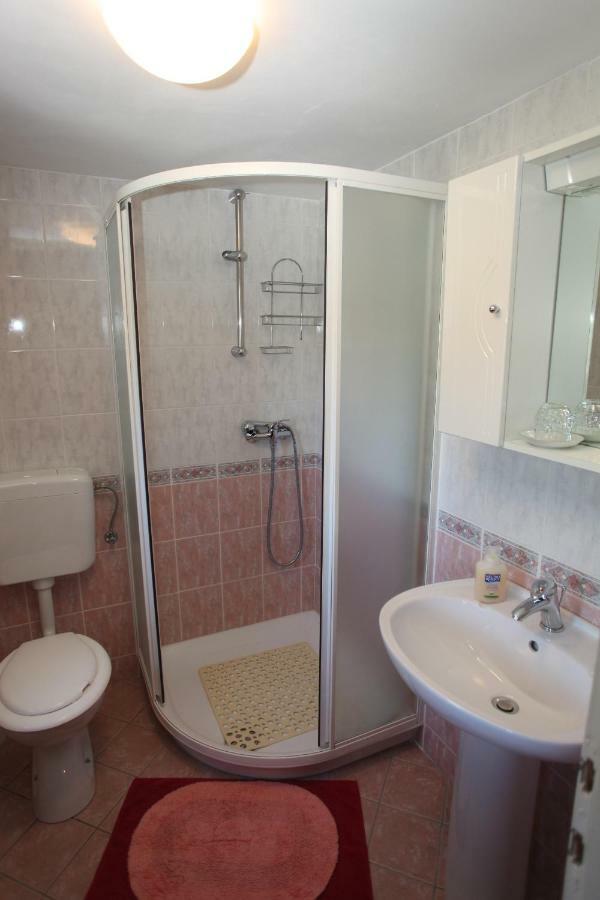 Accommodation Lily Vrana  Dış mekan fotoğraf