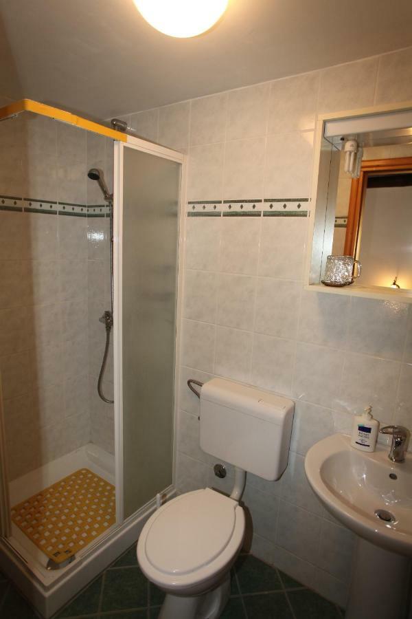 Accommodation Lily Vrana  Dış mekan fotoğraf